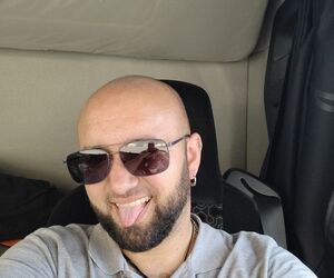 Manuel