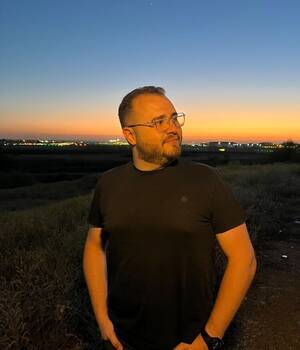 Nicolás