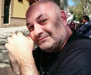 Manuel v.