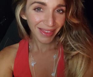Esther Bernal