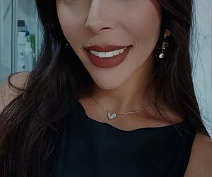 María