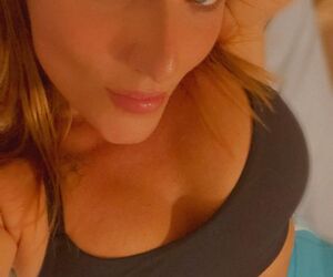 Raquel Valls V