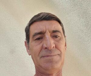 José