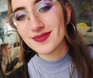 laura
