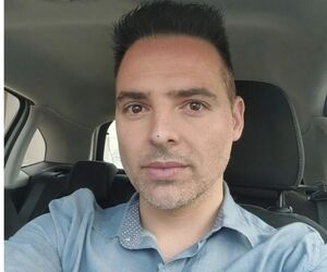 Manuel
