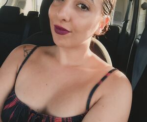 María