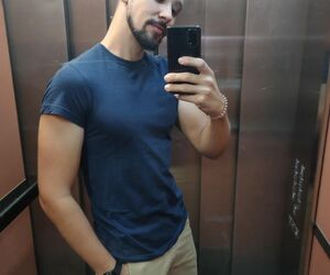 alex