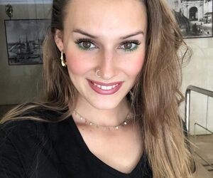 sarayfr97