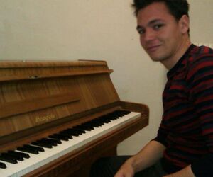 Adrián Tirado