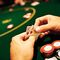 Grupo de gente para jugar a Poker