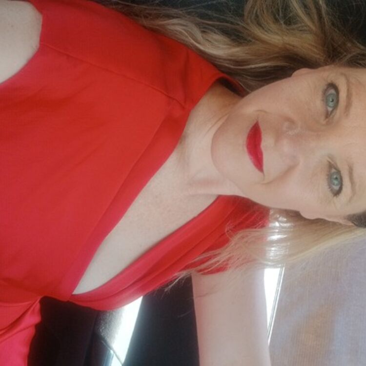 Foto de perfil de M Ángeles