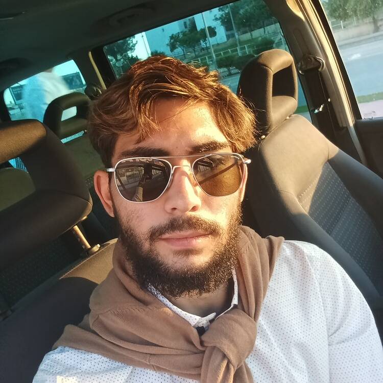 Foto de perfil de Adrian